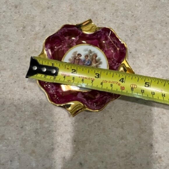 Limoges Trinket dish ashtray courting couple fragonard gold gilt vintage - Picture 5 of 5